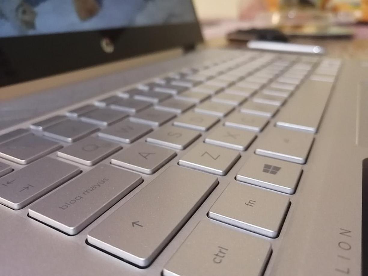 Comment démonter un ordinateur portable HP : Un guide détaillé
